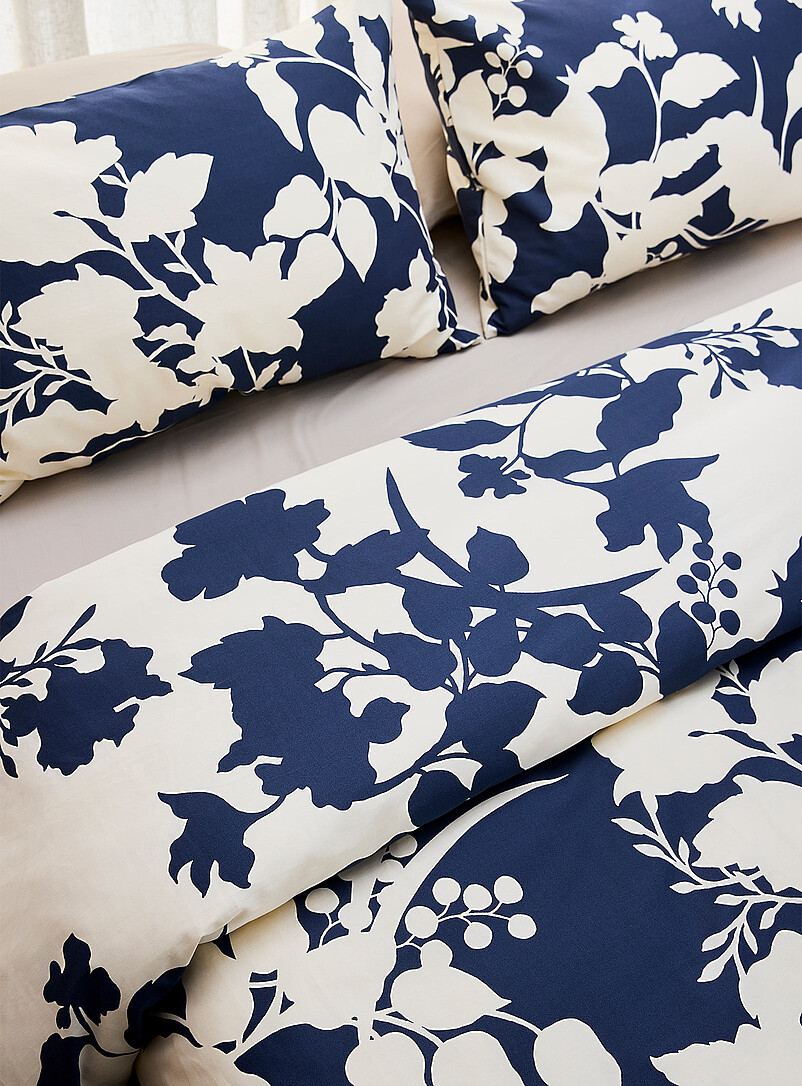 Kas Australia: L'ensemble housse bleu marine po&eacute;sie florale Lila Bleu
