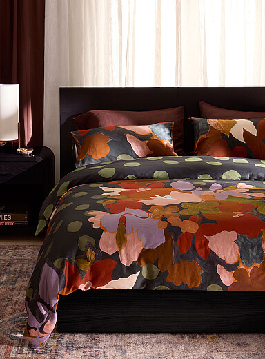 Blooms and polka dots reversible duvet cover set