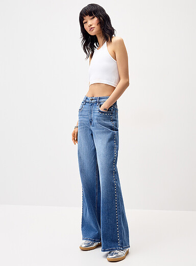 Le jean taille haute jambe large clout&eacute;