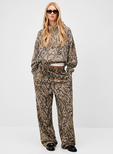 Patterned fleece pants <b>Fit: Wide leg, high rise</b>