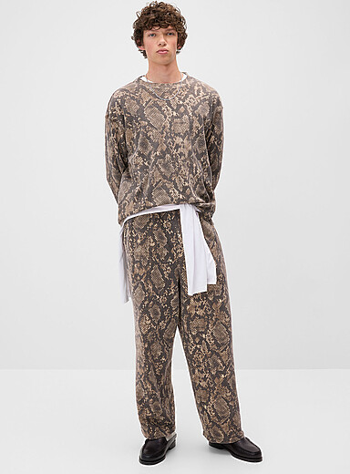 Obey: Le pantalon molletonn&eacute; Post imprim&eacute; serpent Coupe relaxe Serpent pour homme