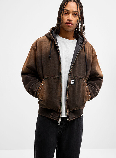 La veste denim zipp&eacute;e d&eacute;tails clout&eacute;s