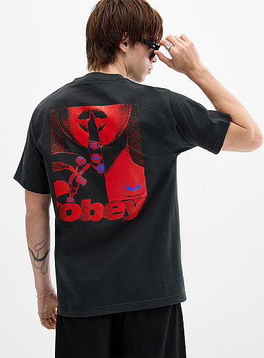 Le t-shirt graphique Exports