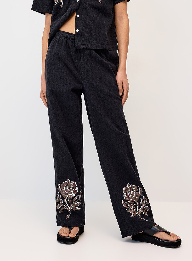 Contrasting roses wide-leg pant product image 2