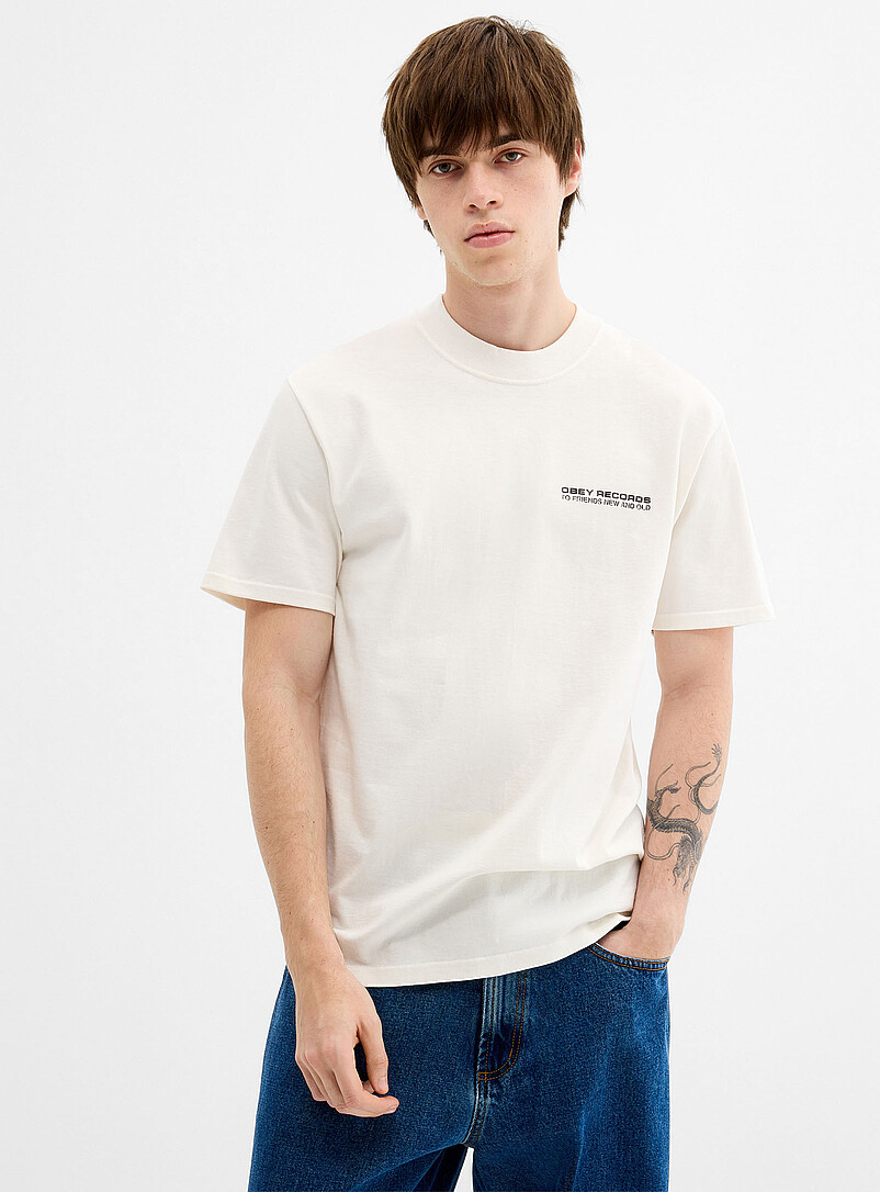 Flower bouquet graphic T-shirt product image 2