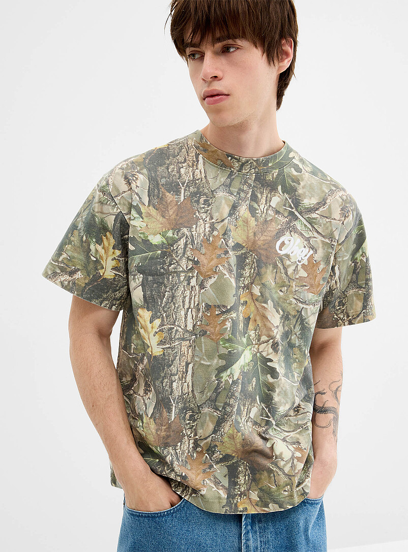 Airbrushed rose camo T-shirt product image 2