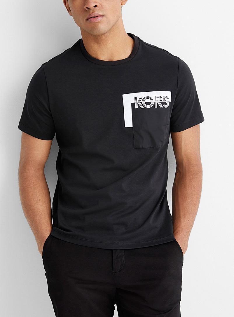 Two-tone pocket logo T-shirt | Michael Kors | Shop Men's Logo Tees &  Graphic T-Shirts Online | Simons