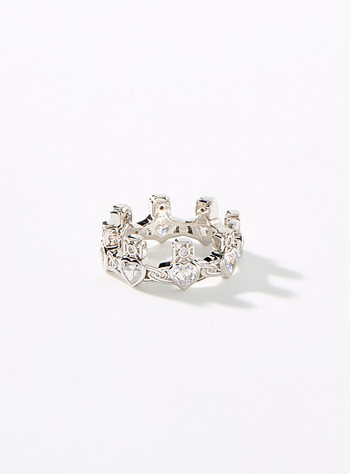 Renetta small hearts ring