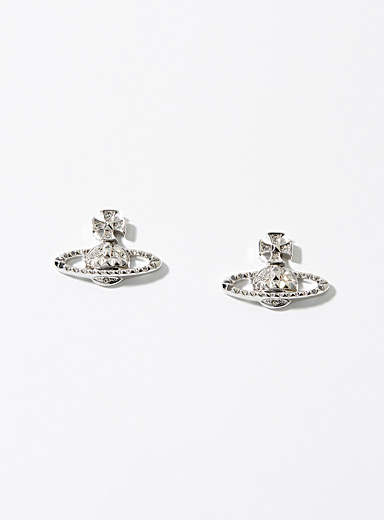 Les boucles d'oreilles bas relief Mayfair