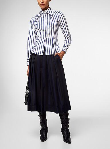 Vivienne Westwood: Le pantalon culotte laine &agrave; rayures satin&eacute;es Bleu fonc&eacute; - Indigo pour femme