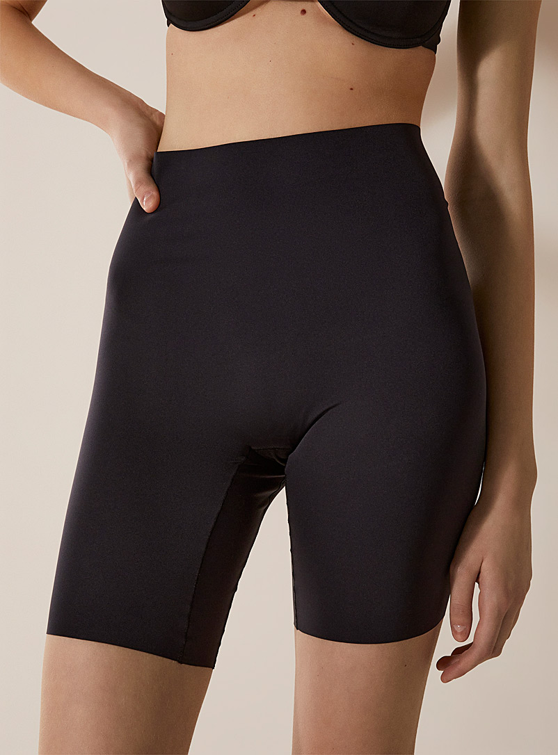 Siella Black No-Show invisible body-shaping control short for women