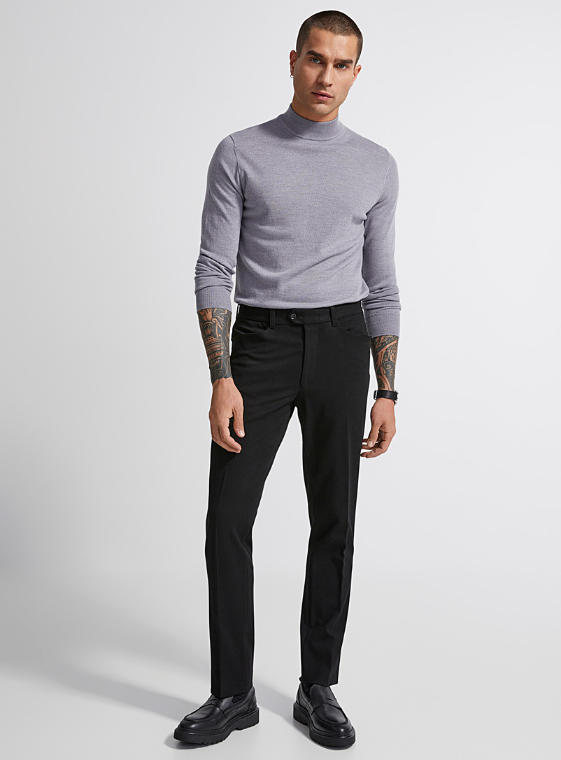 Citadin: Le pantalon extensible twill monochrome Coupe étroite Noir pour homme
