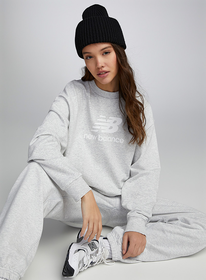 New Balance Light Grey Large logo heathered grey sweatshirt for women