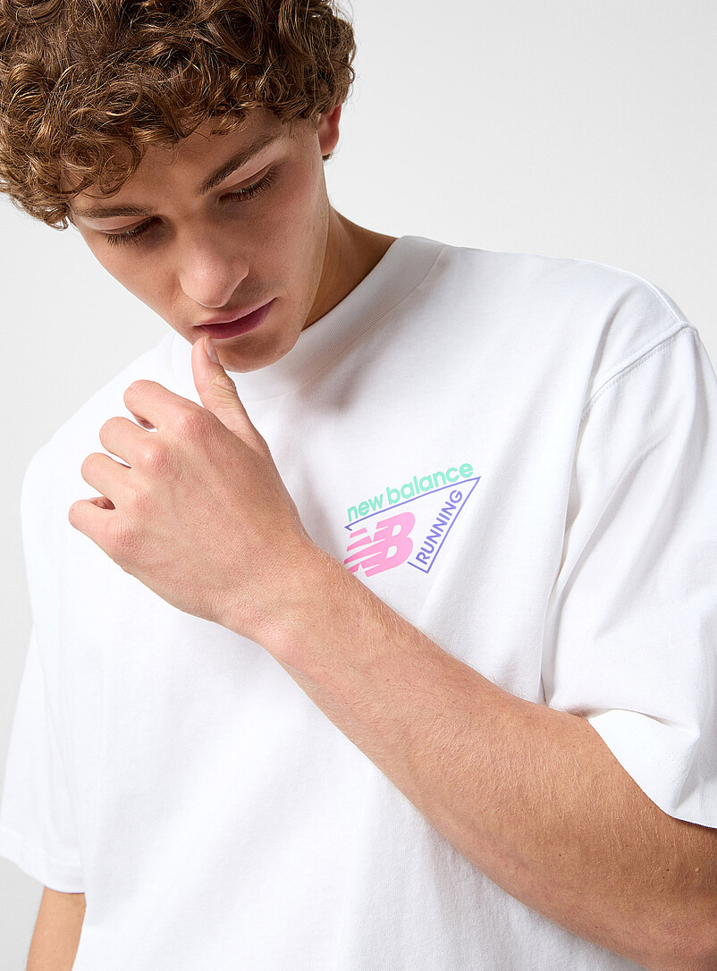 New Balance: Le t-shirt imprim&eacute; capteur thermique Blanc pour homme