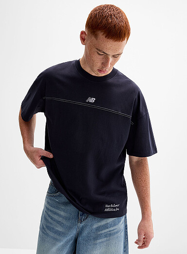 Le t-shirt logo Sport Legacy <b>Coupe surdimensionn&eacute;e</b>