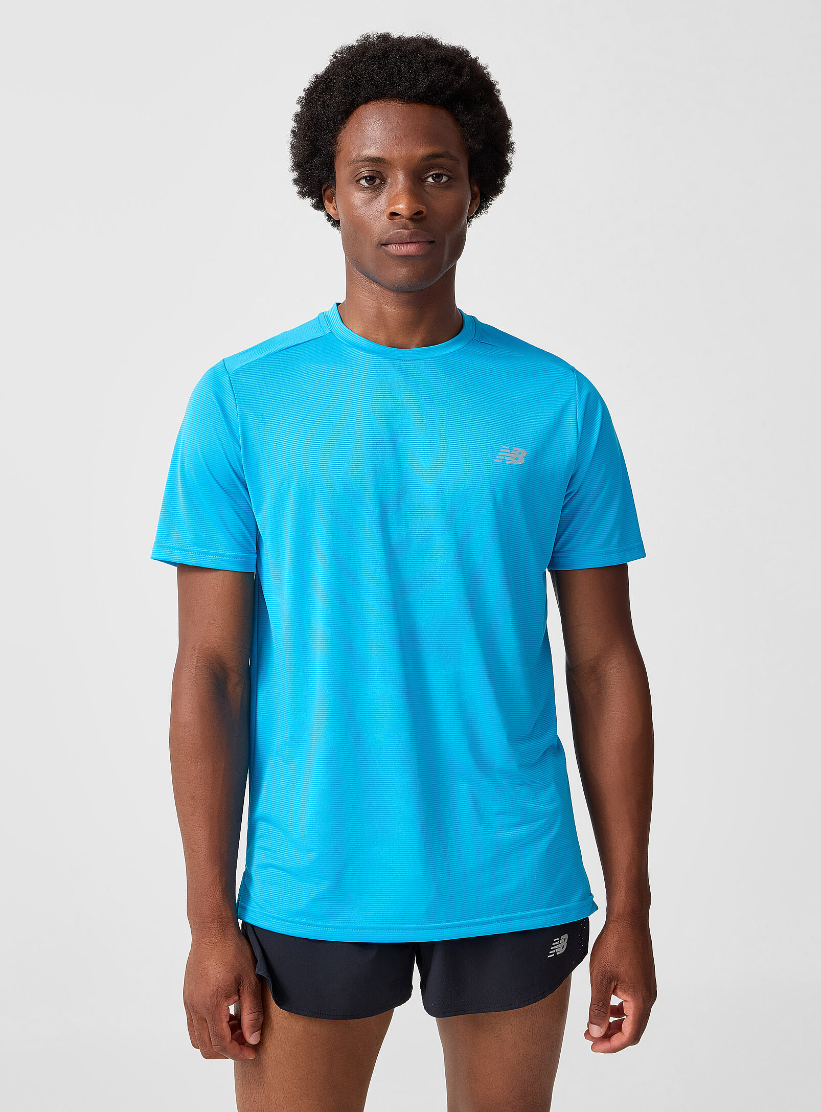 New Balance - Sport Essential micro-perforated T-shirt (Men, Blue, MEDIUM)