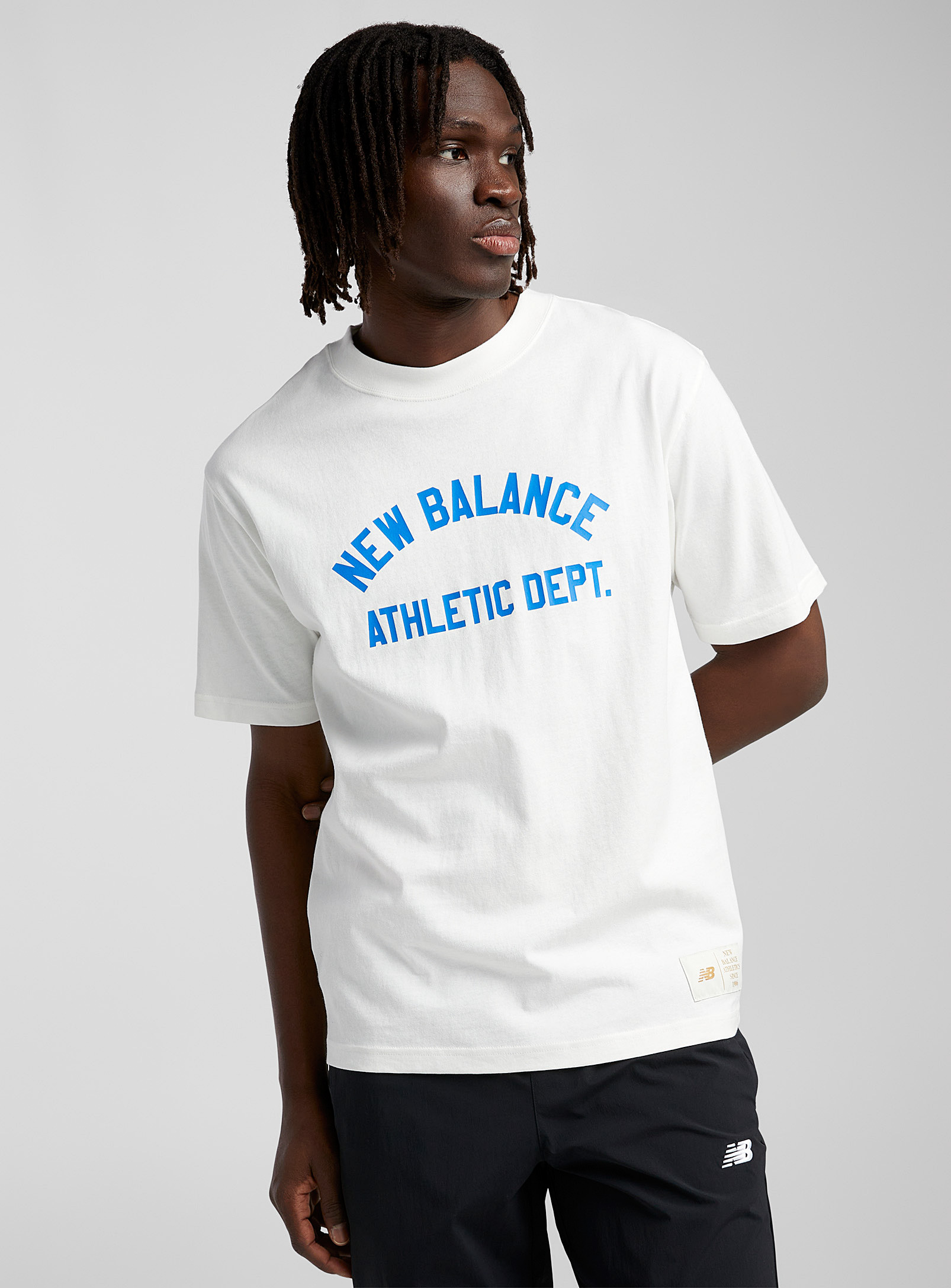New Balance Sporty Signature T-shirt In Cream Beige