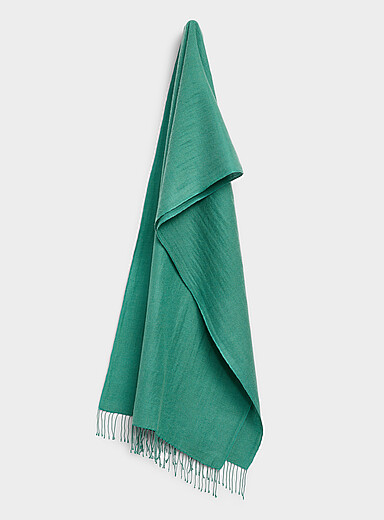Lightweight cashmere pashmina scarf