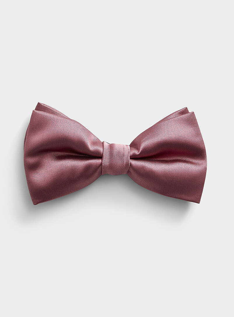 Classic bow tie product image (primary)