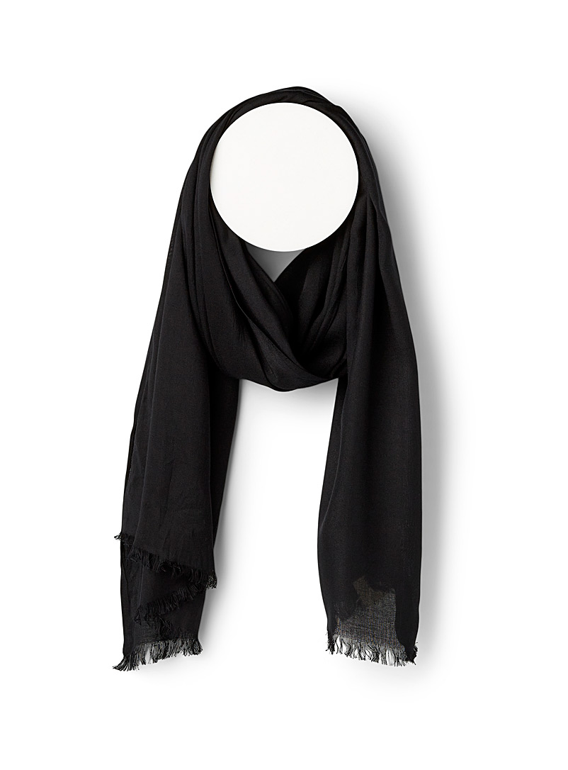 Lightweight cocoon scarf | Simons | Shop Women's Light Scarves online ...