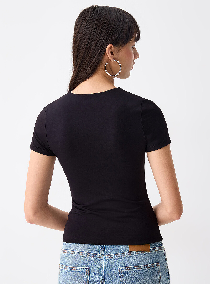 Twik: Le t-shirt encolure haute seconde peau Bleu p&acirc;le - Bleu ciel pour femme