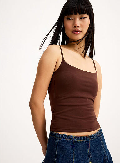 La camisole courte soutien int&eacute;gr&eacute;