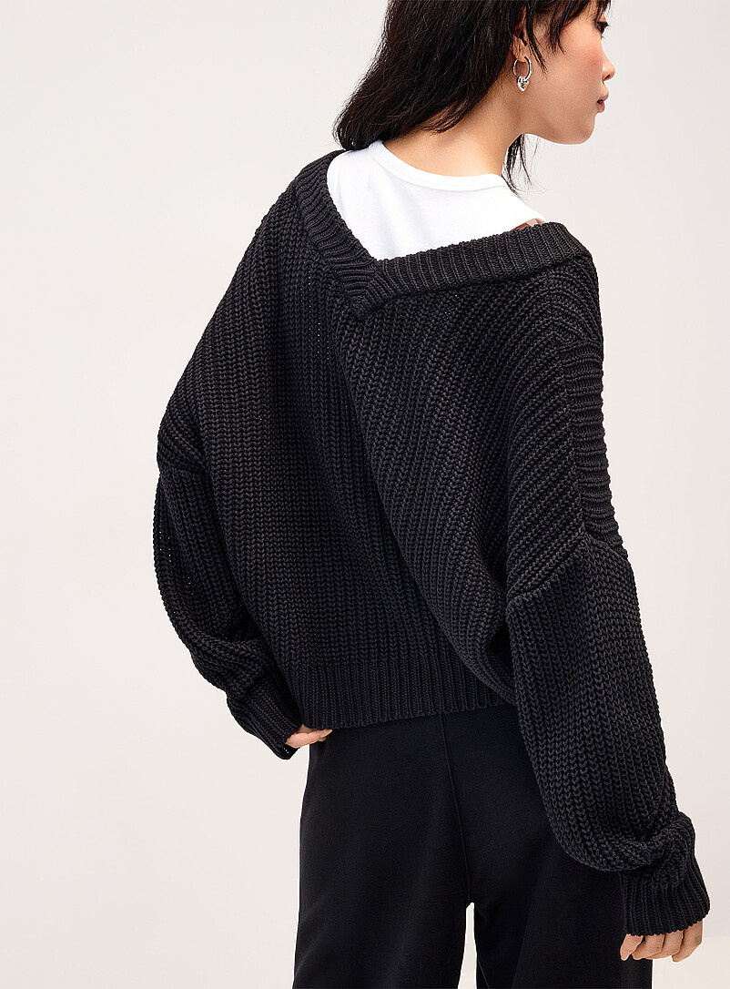 Twik: Le cardigan c&ocirc;tes perl&eacute;es col V Rose pour femme