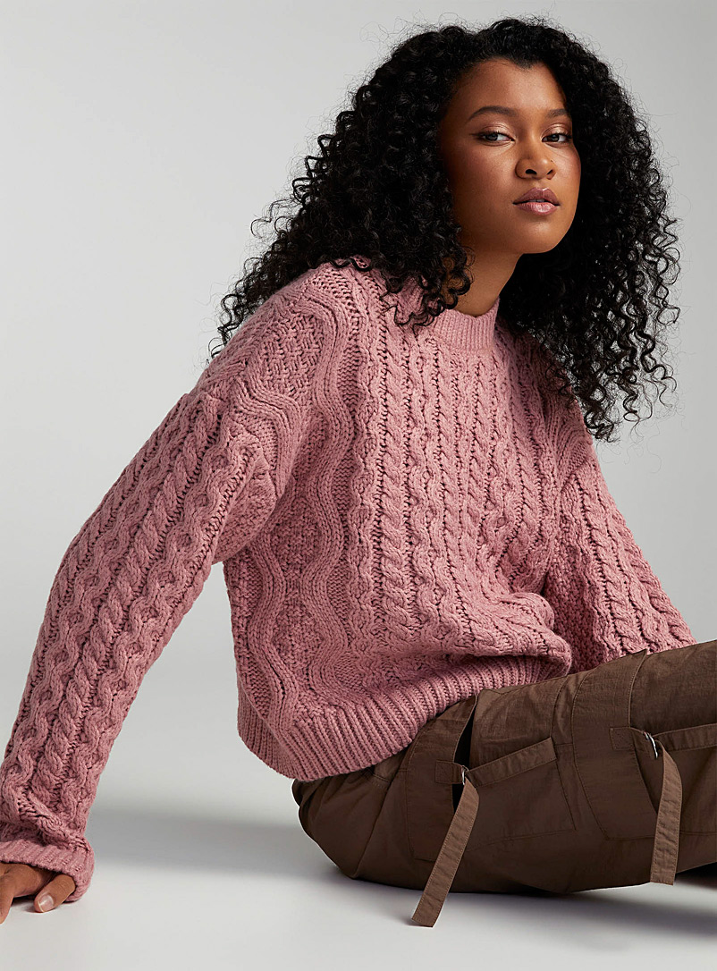 Twik Pink Twisted cropped sweater for women