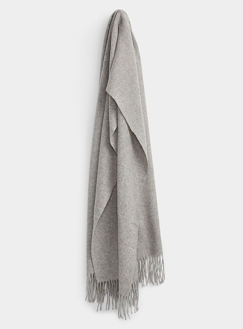 Vero Moda Light Grey Solid wool-blend scarf for women
