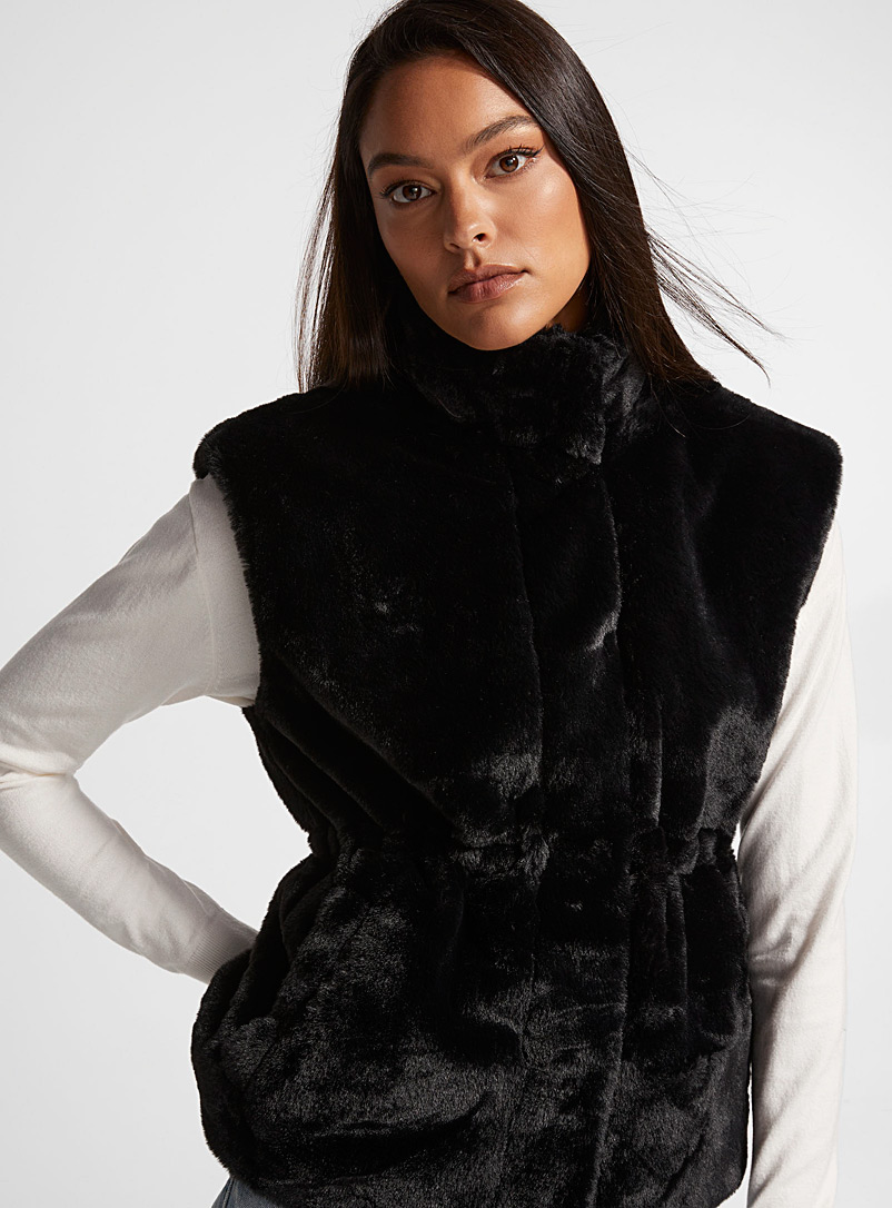 Vero Moda Black Plush sleeveless stand collar jacket for women