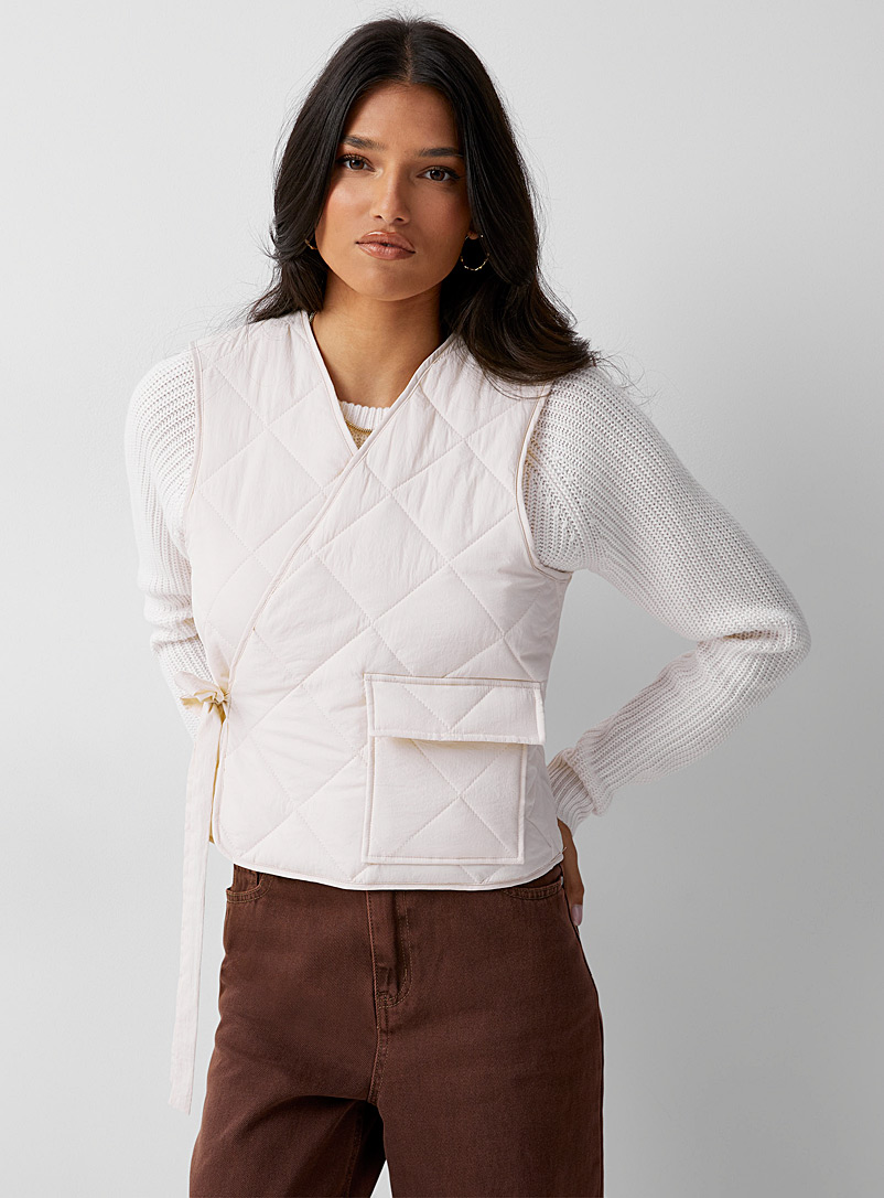 Vero Moda Cream Beige Lightweight tie quilted sleeveless jacket for women