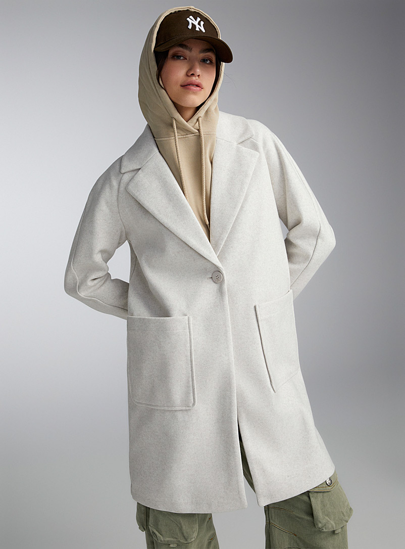 Le manteau carré fini brossé, Twik, Manteaux en laine pour Femme  Automne-Hiver 2019