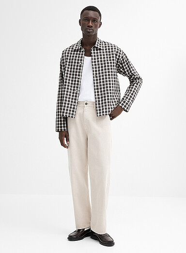 Jack & Jones: Le pantalon serg&eacute; sable att&eacute;nu&eacute; <b>Coupe ample</b> Blanc cass&eacute; pour homme