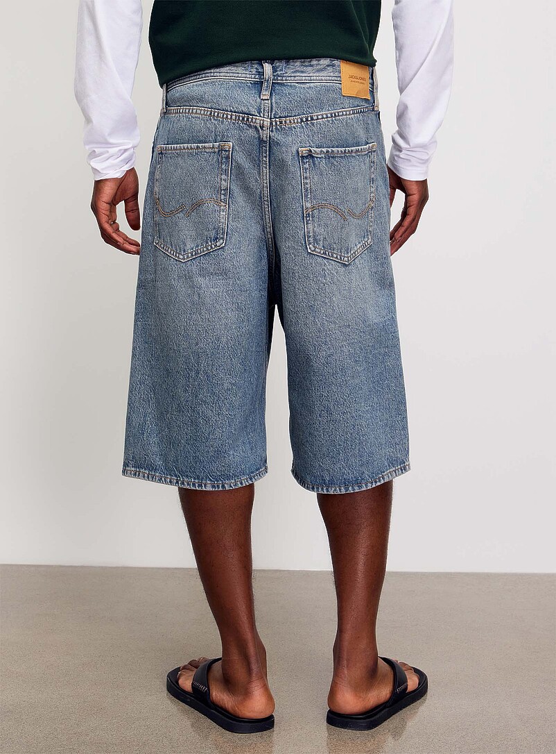 Jack & Jones: Le bermuda denim bleu d&eacute;lav&eacute; ample Bleu moyen - Ardoise pour homme
