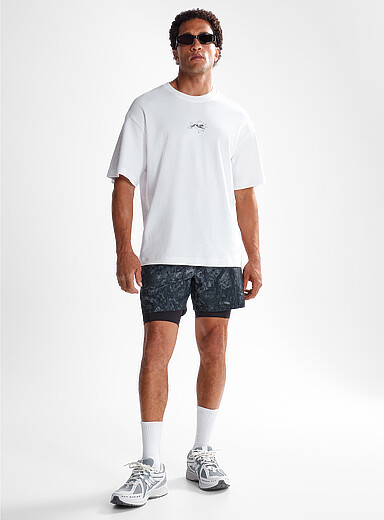 Le short extensible cuissard int&eacute;gr&eacute; Longueur : 15 cm (6 po)