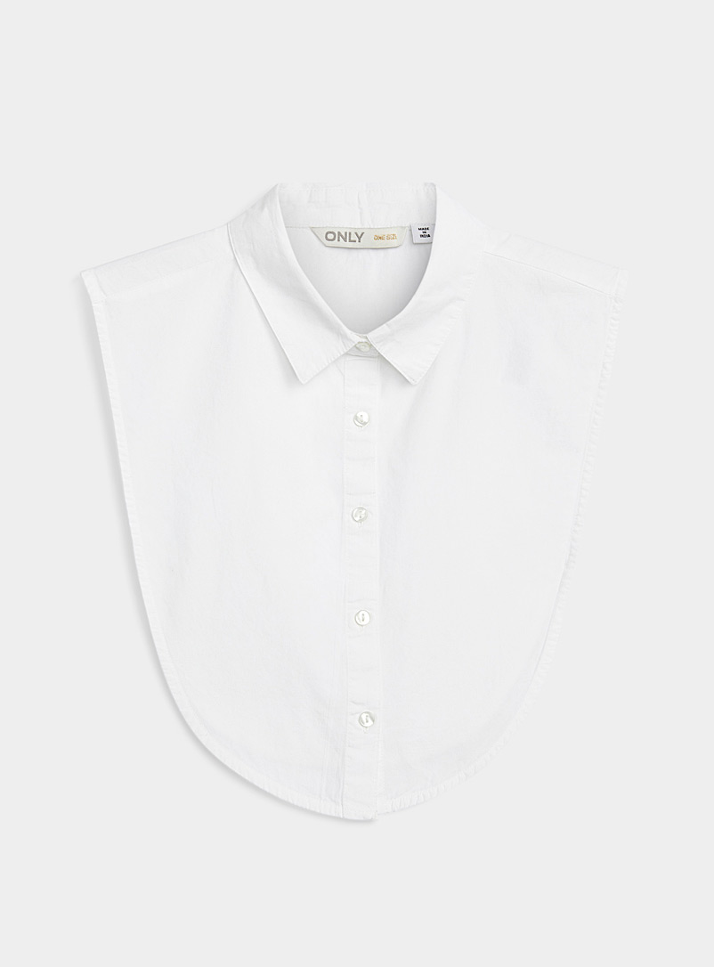Only White Faux point collar for women