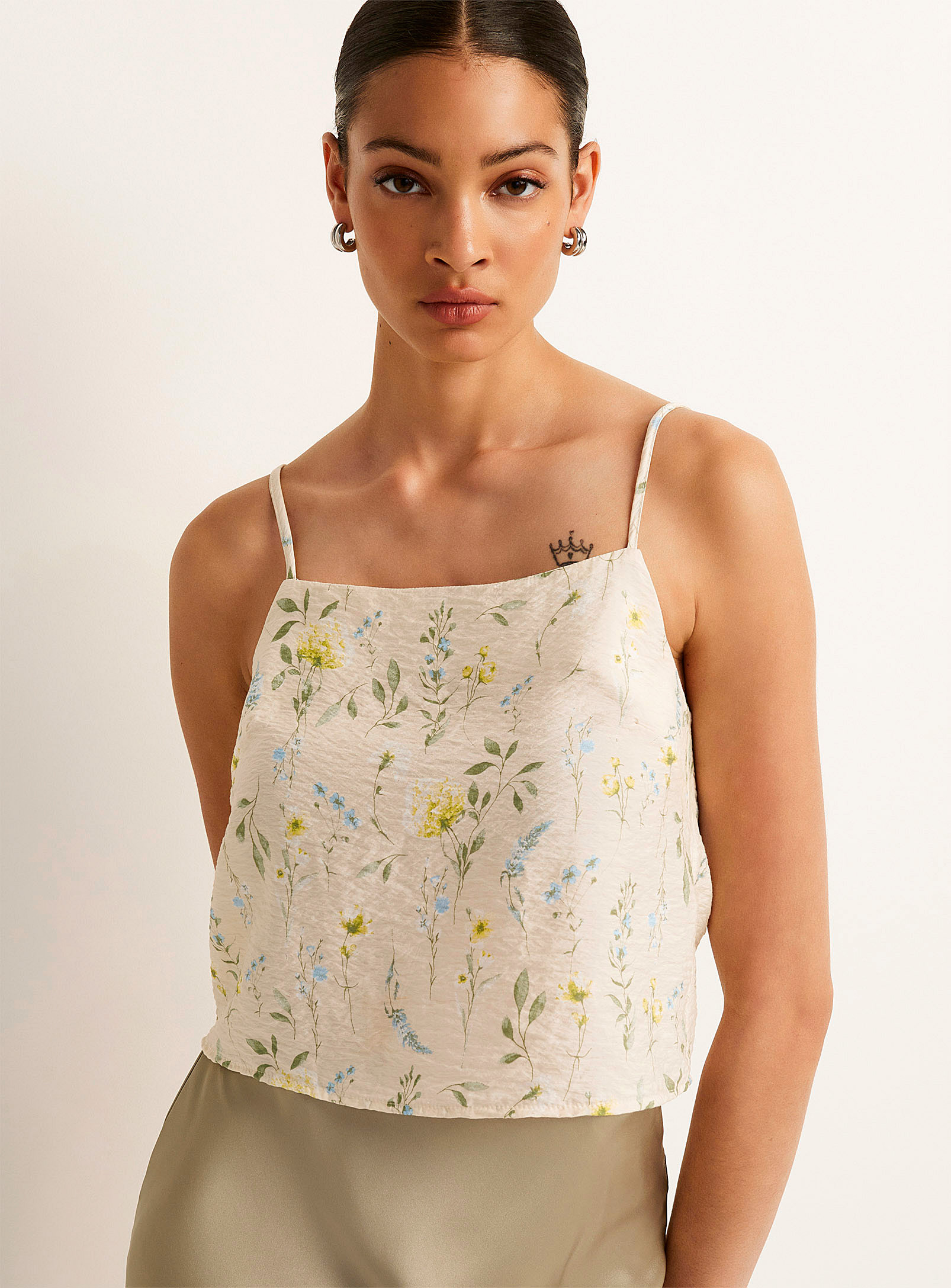 Vero Moda - Women's Wildflowers wrinkled texture Cami Top