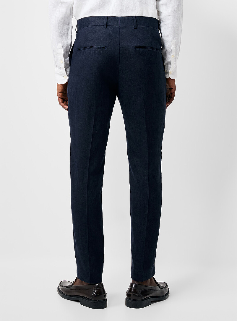 Tiger of Sweden: Le pantalon Tenuta pur lin <b>Coupe &eacute;troite</b> Bleu fonc&eacute; - Indigo pour homme