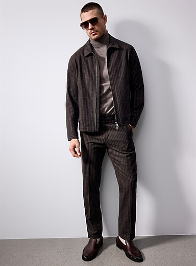 Tiger of Sweden: Le pantalon rayures banquier Tense <b>Coupe fusel&eacute;e</b> Brun pour homme