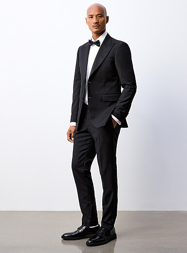 Tiger of Sweden: Le complet smoking monochrome Jeffers <b>Coupe ajust&eacute;e</b> Noir pour homme