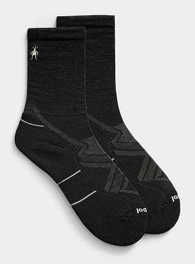 La chaussette de course &agrave; pied temps froid noire