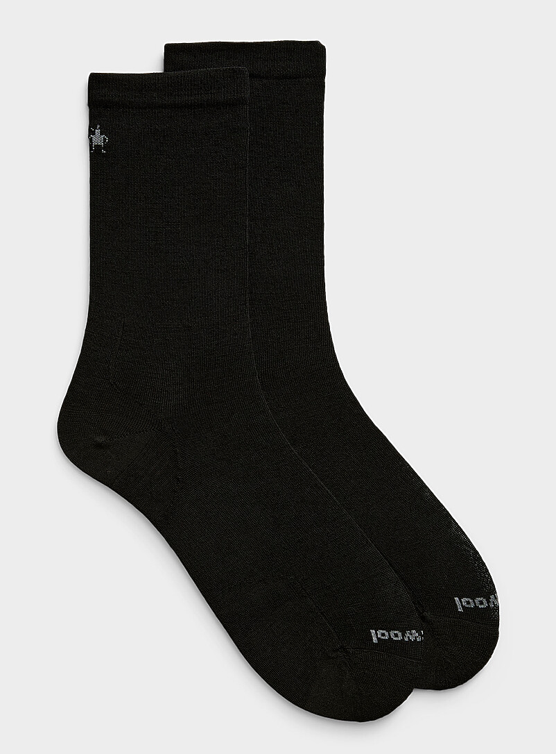 Solid merino wool socks product image (primary)
