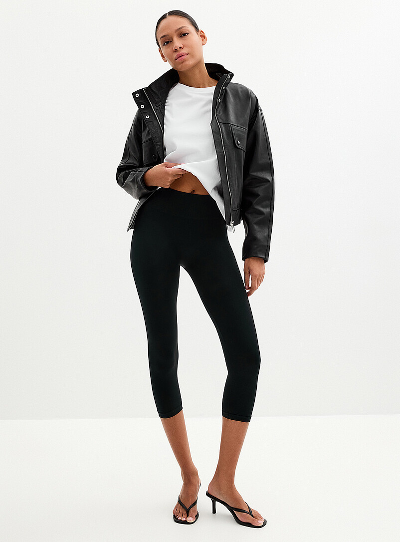 Ribbed-waist stretch capri legging product image (primary)