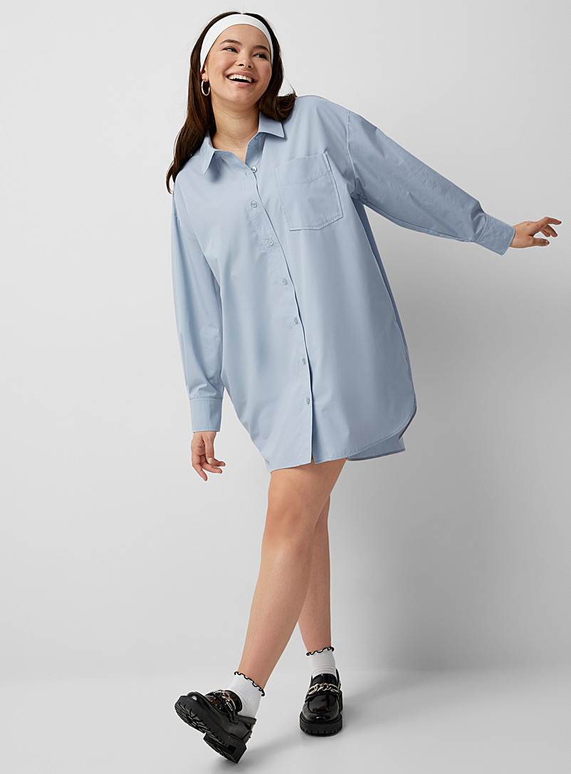 Twik: La robe chemise surdimensionnée popeline Bleu pâle-bleu poudre pour femme