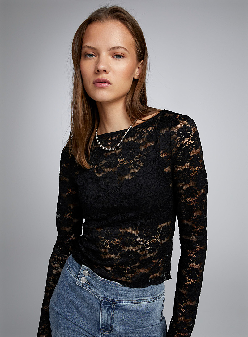 Floral lace boat-neck tee