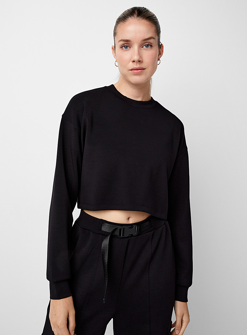 I.FIV5 Black Ultra-soft cropped sweatshirt for women