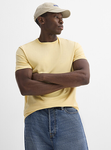 Le 31: Le t-shirt coton SUPIMA<sup><small>MD</small></sup> extensible <b>Coupe standard</b> Jaune tournesol pour homme