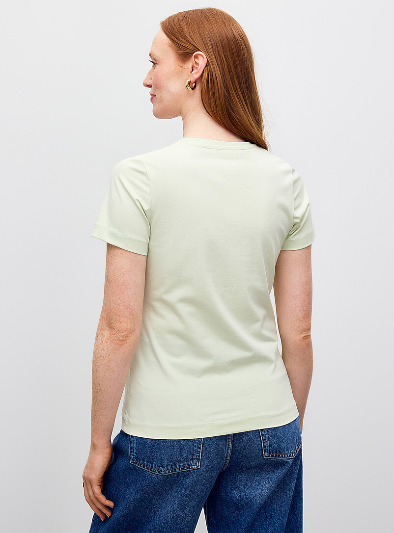 Contemporaine: Le t-shirt col V coton SUPIMA<sup>MD</sup> Noir pour femme