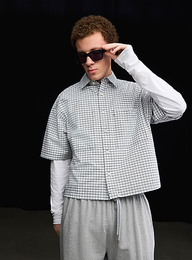 La chemise seersucker &agrave; carreaux <b>Coupe carr&eacute;e</b>