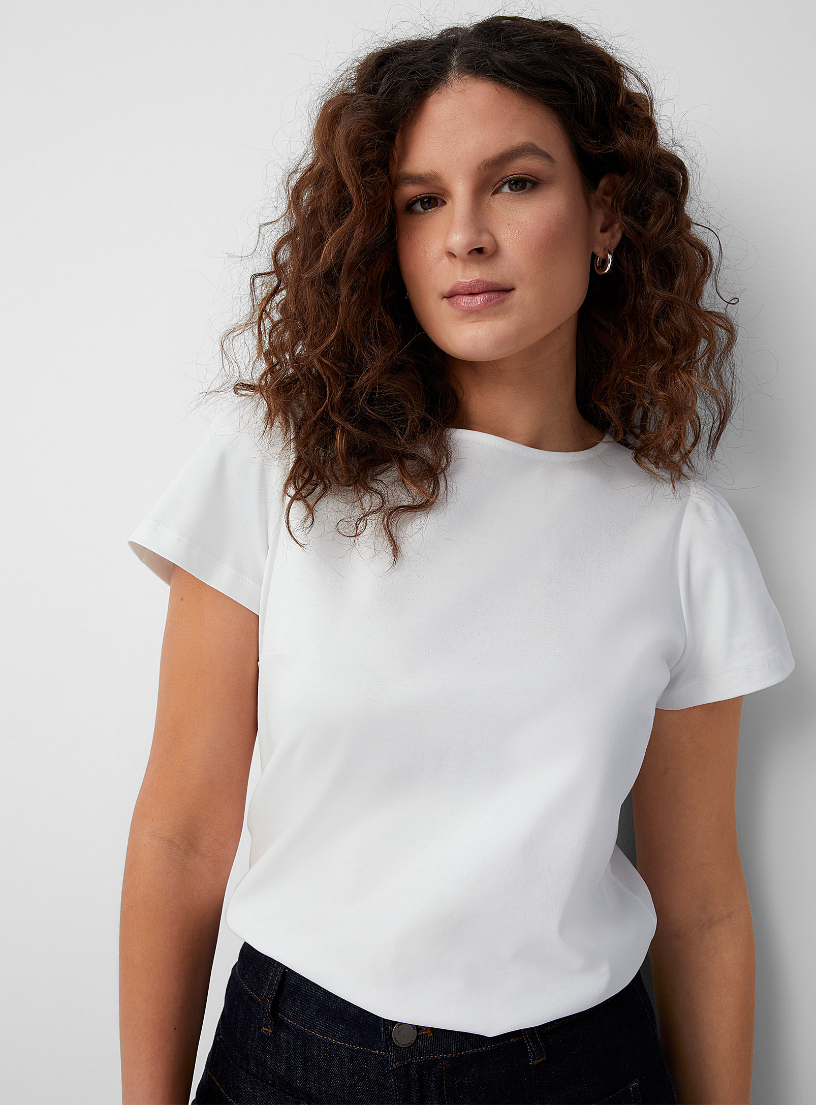 Contemporaine Gathered Sleeves Structured T-shirt In White